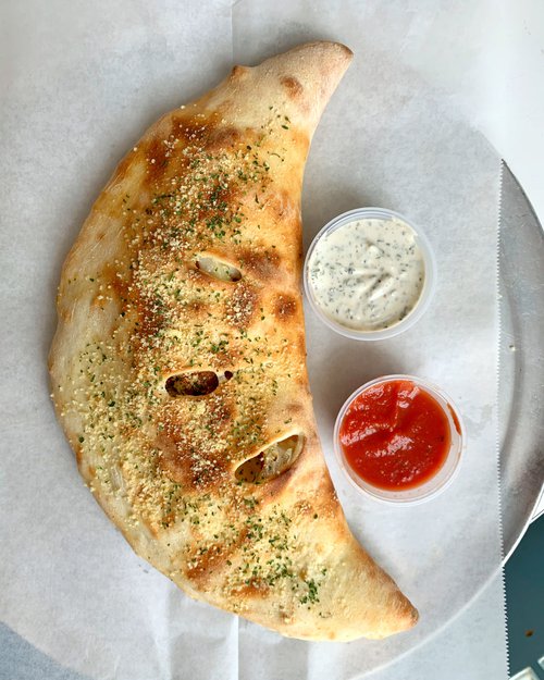 Calzone (2).jpg